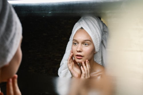 Spiegel mit Antibeschlagfunktion