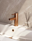 Surface-mounted washbasin tap - Copper